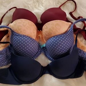 4 Victoria's Secret  32A  demi bra bundle